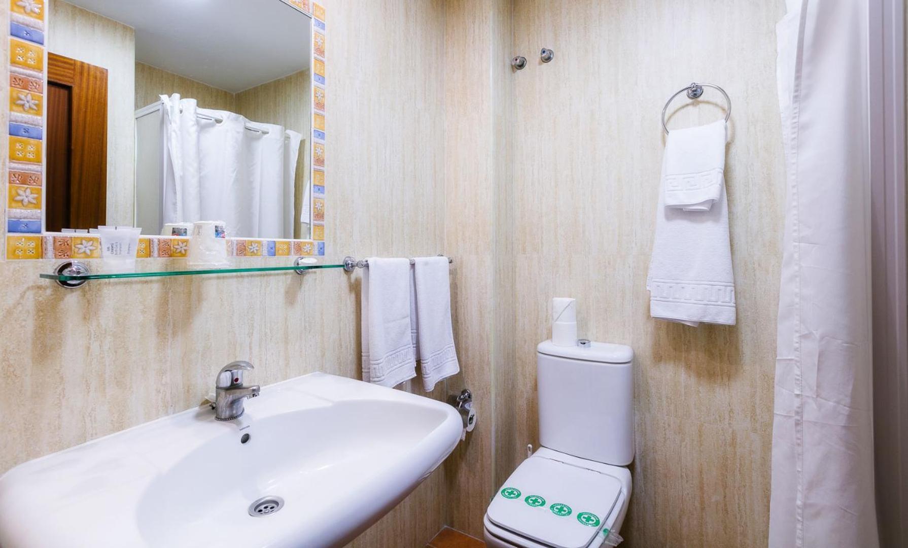 Hotel Galicia Fuengirola Buitenkant foto