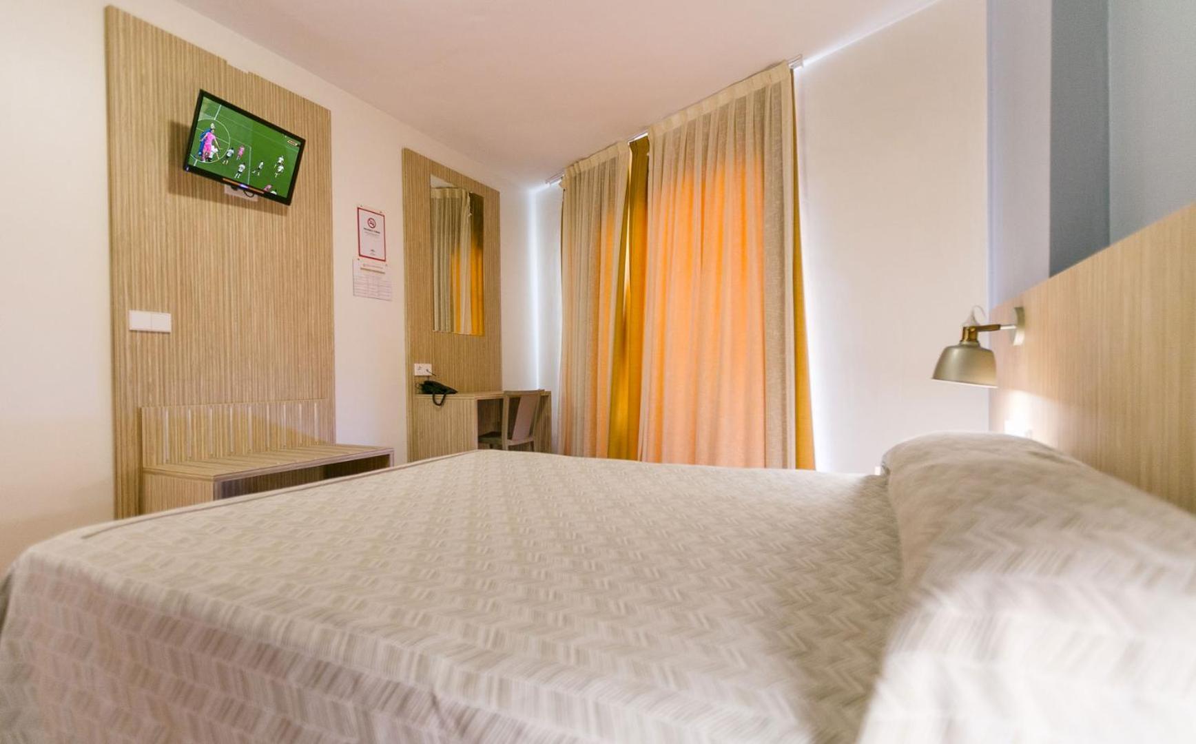 Hotel Galicia Fuengirola Buitenkant foto
