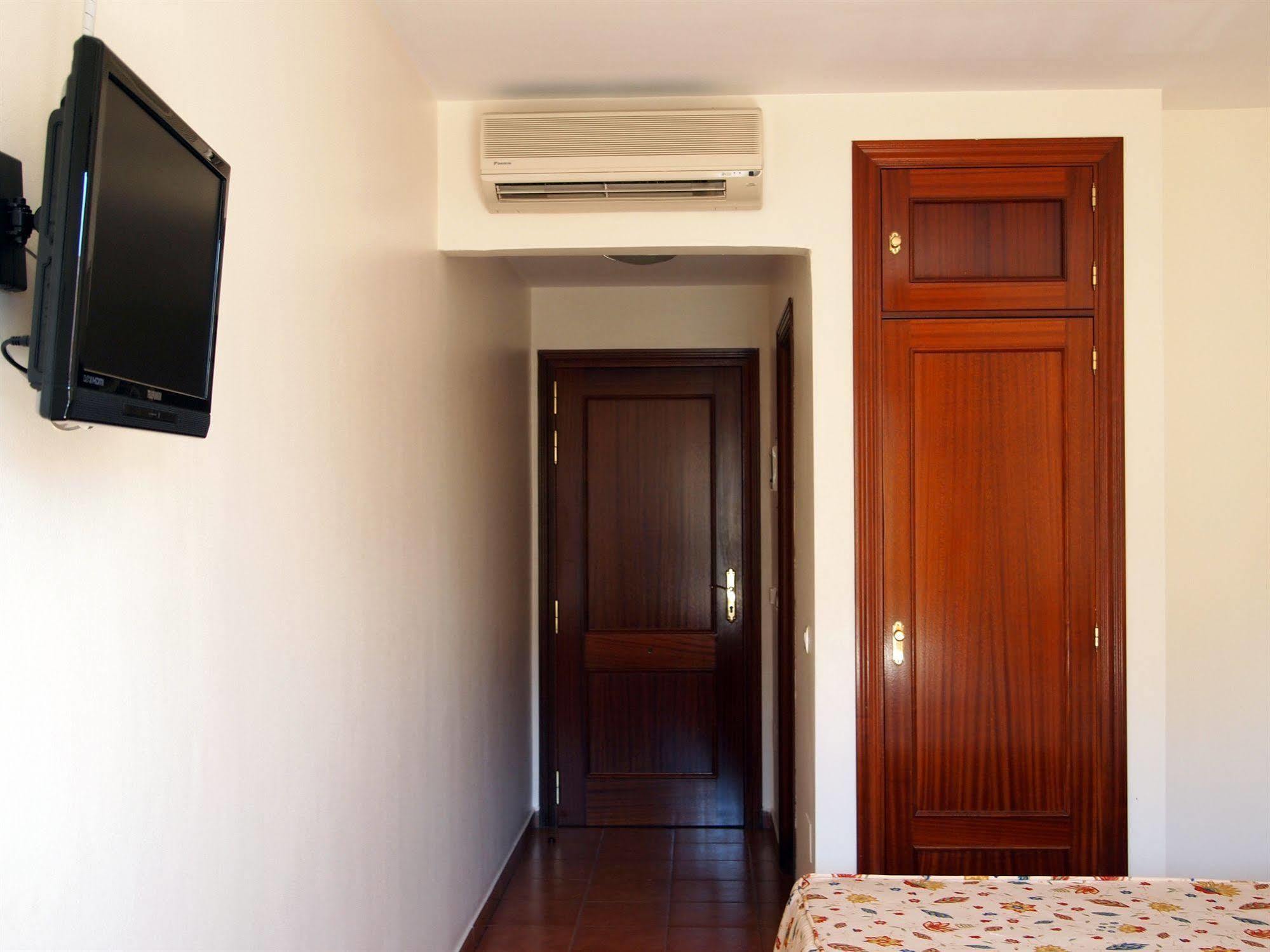 Hotel Galicia Fuengirola Buitenkant foto