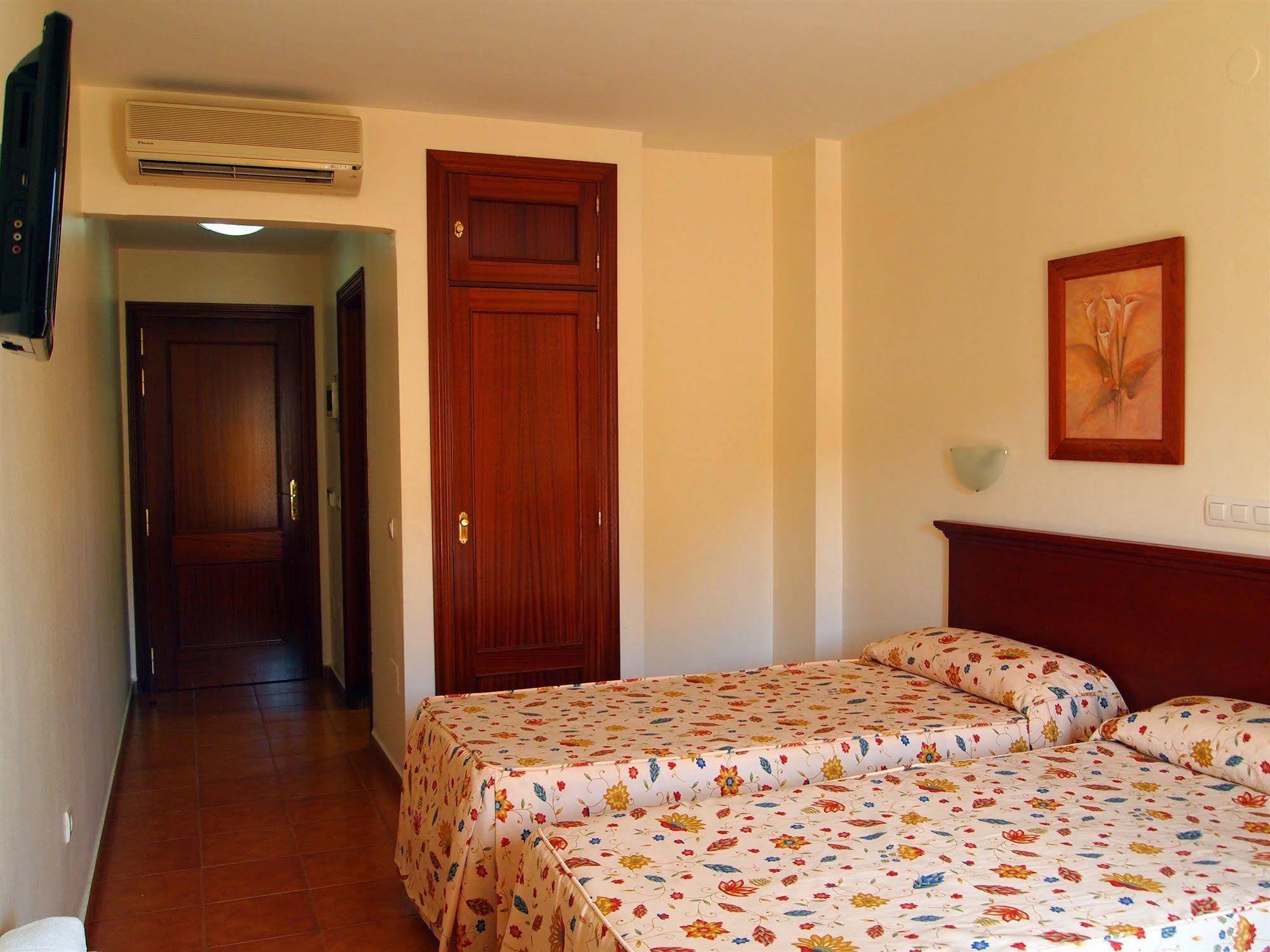 Hotel Galicia Fuengirola Buitenkant foto