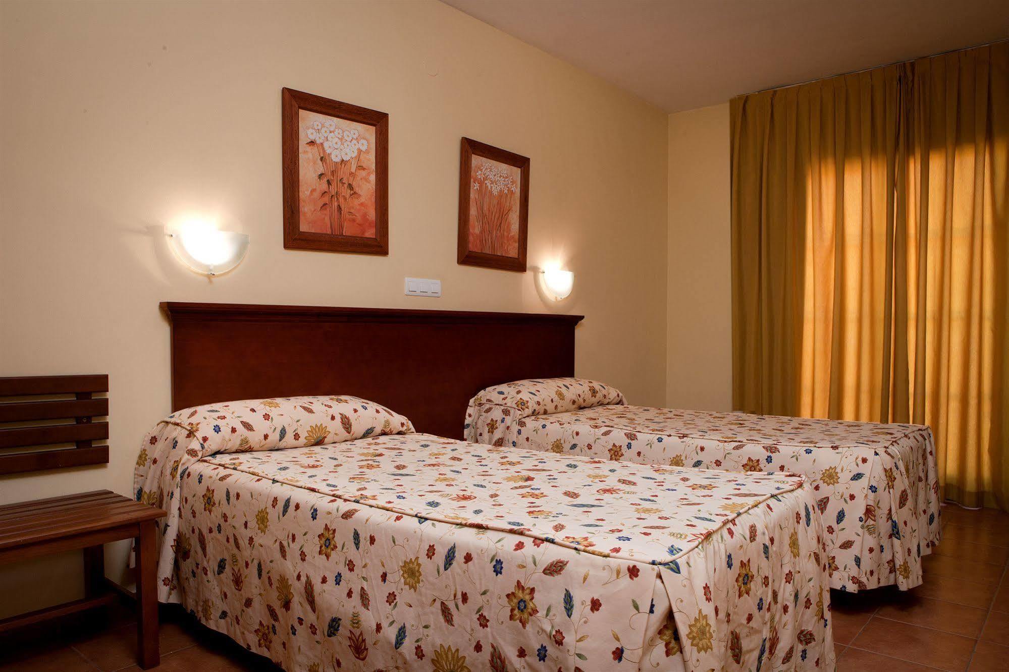 Hotel Galicia Fuengirola Buitenkant foto